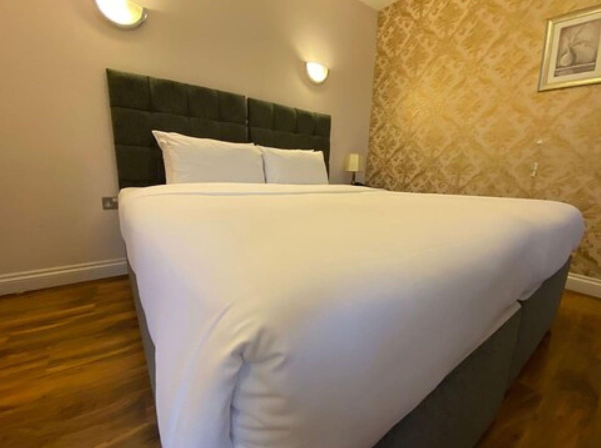 Baylis House Hotel Slough Dış mekan fotoğraf